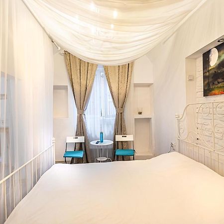 Museum Apartment Piata Sfatului 브라쇼브 외부 사진